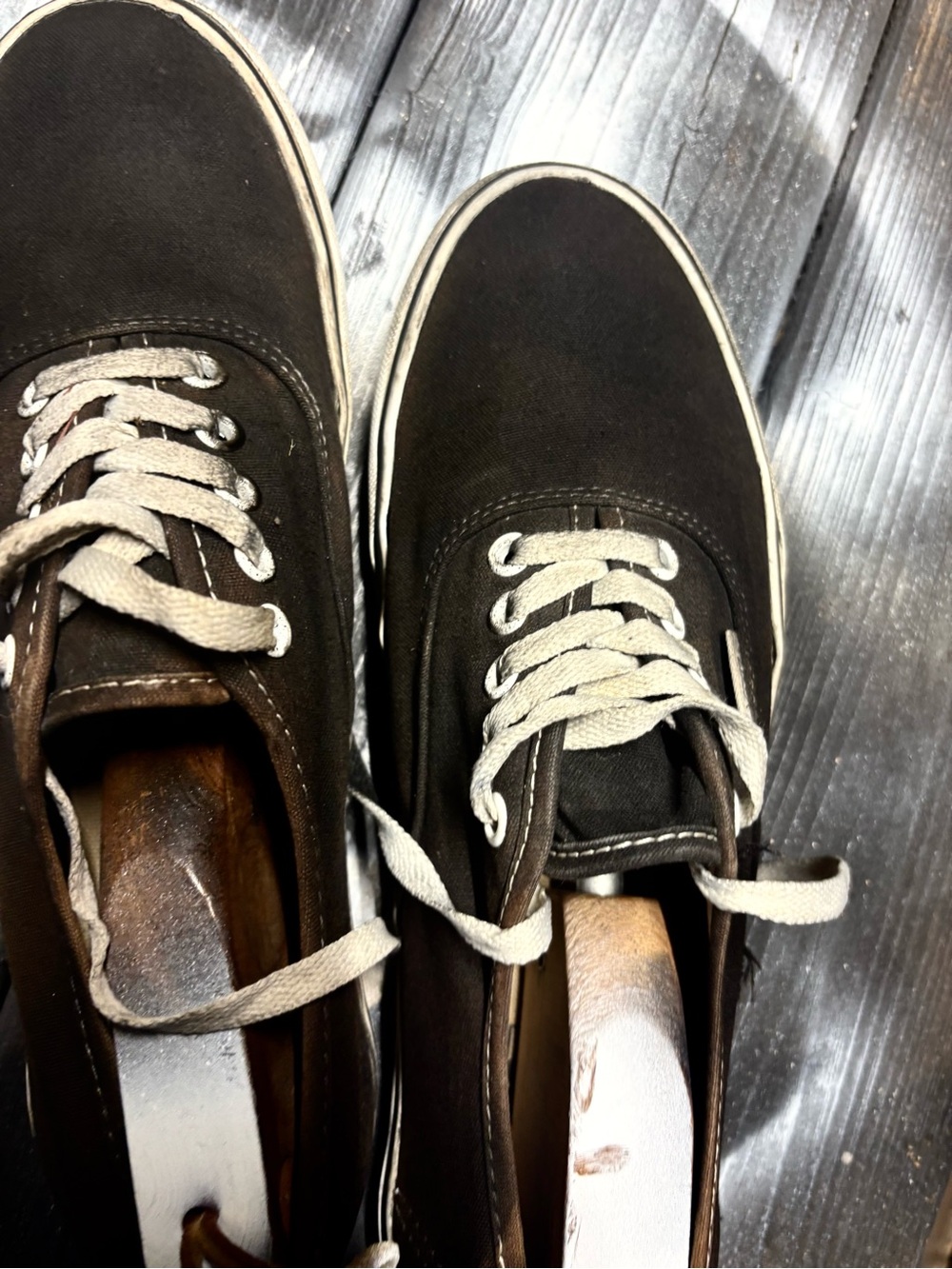 Vans Low-Top Canvas Sneakers in Dark Brown with Cream Laces - Picture 2 of 9